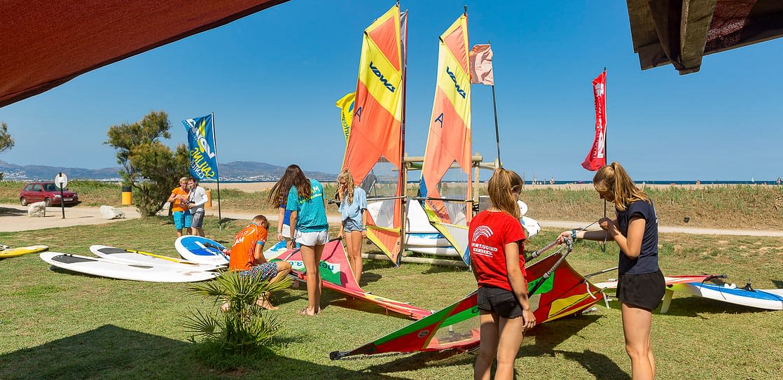 Camping Amfora - Activit&eacute;s et animations - &Eacute;cole de surf et de windsurf dans le campng