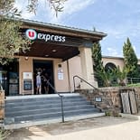 Campeggio Les Tournels: Servizi - Ingresso del supermercato