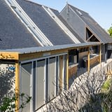 Les Terrasses de Kersiny - Der Campingplatz und die Dienstleistungen - Sanitäranlagen, Spülbecken und Waschküche