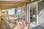 La Plage Fleurie campsite - Holiday rentals - Cottage Orion - 6 persons - 3 bedrooms - Terrace
