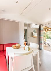 La Plage Fleurie campsite - Holiday rentals - Sirius Premium Cottage - 6 persons - 3 bedrooms - Lounge