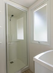 La Plage Fleurie campsite - Holiday rentals - Cottage Riviera - 4 to 5 people - 2 bedrooms - Bathroom