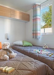 La Plage Fleurie campsite - Holiday rentals - Cottage Orion - 6 persons - 3 bedrooms - Children’s bedroom