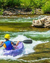 Camping La Plage Fleurie - Activités - Kayak sur l\'Ardèche