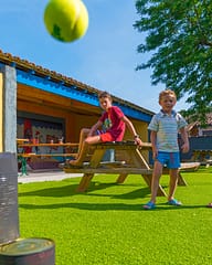 Camping La Plage Fleurie - Club enfants - Enfants qui jouent