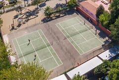 Camping la Sir&egrave;ne - Activit&eacute;s et animations - Courts de tennis