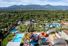 Vue a&eacute;rienne du parc aquatique du Camping La Sir&egrave;ne &agrave; Argel&egrave;s-sur-Mer