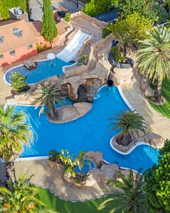 Camping la Sir&egrave;ne - Parc aquatique - Vue z&eacute;nithale de la piscine de l\'hippocampe