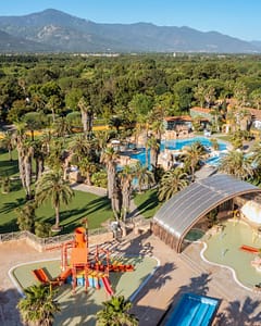 Camping la Sir&egrave;ne - Vue a&eacute;rienne du parc aquatique