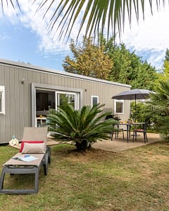 Camping la Sir&egrave;ne - H&eacute;bergements - Cottage 3 - 6 personnes - 3 chambres - Ext&eacute;rieur