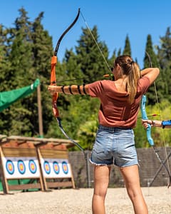 Camping la Sirène - Activiteiten en animaties - Boogschietende vrouw