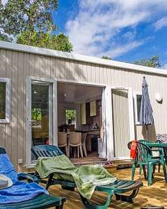 Camping le Bois de Valmarie - Hébergements - Sirène 3 - 6 personnes - 3 chambres - Terrasse