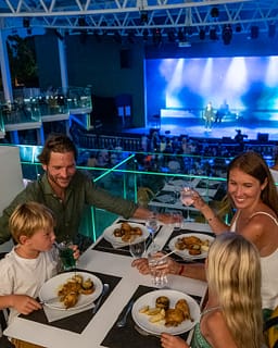 Camping la Sir&egrave;ne - Soir&eacute;es et spectacles - Sir&egrave;ne Arena - Diner spectacle