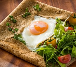 Les Terrasses de Kersiny - La restauration - Galette bretonne et spécialités gastronomiques de la Bretagne