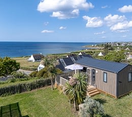 Les Terrasses de Kersiny - Le camping et les services - environnement végétalisé