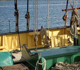 Les Terrasses de Kersiny - Fête maritimes de Douarnenez - Cordages sur un bateau