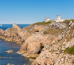 Les Terrasses de Kersiny - S’aventurer sur la presqu'ile de Crozon - Falaise à la pointe du Toulinguet