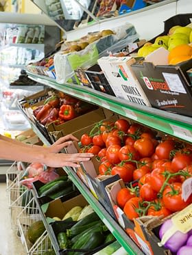 Amfora campsite - Services and shops - Fresh produce section