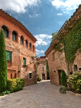 Camping Amfora - La r&eacute;gion - Peratallada