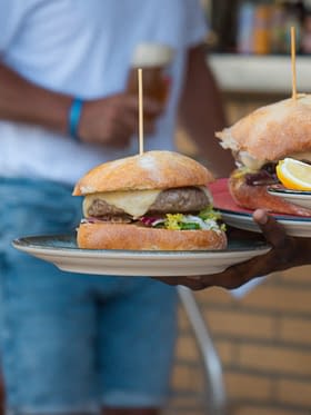 Campingplatz Amfora - Bars und Restaurants - Imbissservice im Restaurant des Campingplatzes