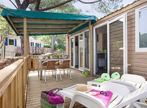 Campeggio Les Tournels: Cottage Provence - Terrazza