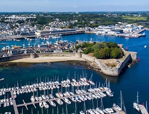 Les Terrasses de Kersiny - Découverte de Concarneau - Vue aérienne de la ville close