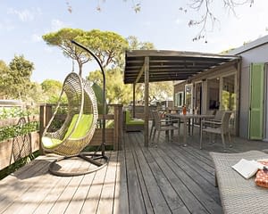 Campeggio Les Tournels: Cottage 4 persone L'Oustaloun - Terrazza