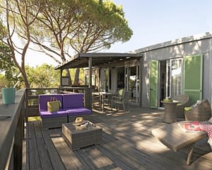 Kemping Les Tournels: domek dla 6 osób L'Oustaloun – duży taras