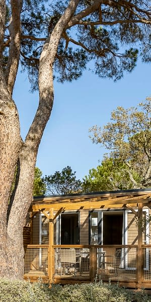 Camping Les Tournels: Cottage Camarat - Buitenaanzicht van de cottage