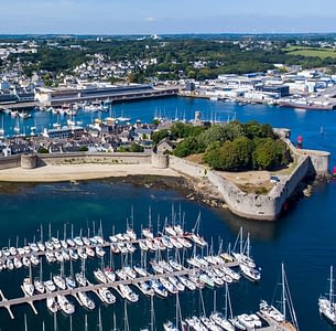 Les Terrasses de Kersiny - Découverte de Concarneau - Vue aérienne de la ville close