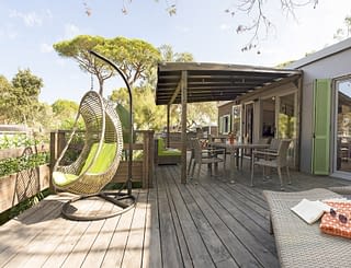 Campeggio Les Tournels: Cottage 4 persone L'Oustaloun - Terrazza