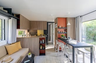 Camping la Sir&egrave;ne - H&eacute;bergements - Sir&egrave;ne 3 Confort- 6 personnes - 3 chambres - S&eacute;jour