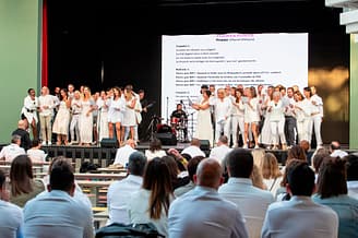 Sir&egrave;ne Holidays - Sir&egrave;ne Events - Salle de s&eacute;minaire, animation sur sc&egrave;ne