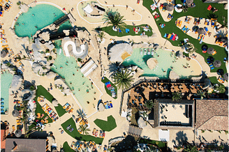 Camping Le Brasilia, geschiedenis, luchtfoto van het waterpark Archipel in de jaren 2000