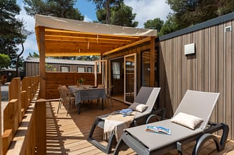 Camping Le Brasilia, cottage Sud, terras