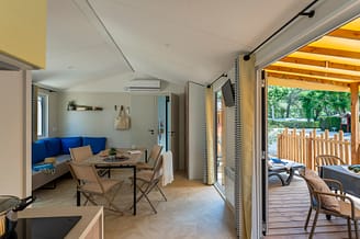 Camping Le Brasilia, cottage Sud, buiten