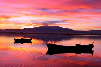 Le Brasilia campsite, Cottage Les Créoles, sunset, lake