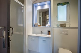 Camping Le Brasilia, Chalet Les Marquises, badkamer