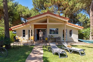 Camping Le Brasilia, Chalet Les Marquises, buiten