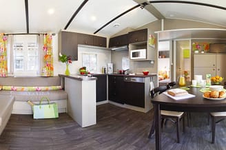 Campingplatz Le Brasilia, Chalet les Ti Kreol, Außenbereich