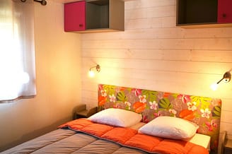 Campingplatz Le Brasilia, Chalet les Ti Kreol, Außenbereich