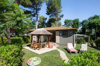 Camping Le Brasilia, Cottage Okavango, terraza