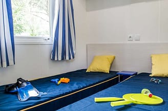 Camping La Sirène - Alojamientos - Sirène 2 Clim - 3m - 4 personas - 2 habitaciones - Habitación niño