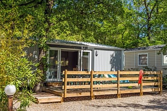le Bois de Valmarie campsite - Accommodation - Sirène 2 Confort - 4 persons - 2 bedrooms - Outdoors