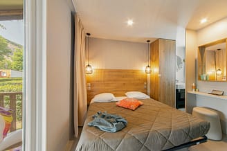 Camping Arc en Ciel - Locations - Cottage Calys - Chambre adulte