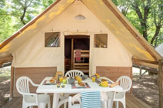 Camping Arc en Ciel - Verhuur - Lodge Nature - Terras