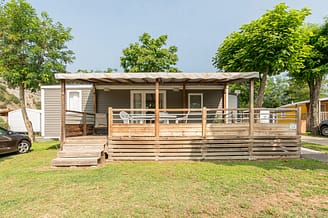 La Plage Fleurie campsite - Holiday rentals - Gili Cottage - 4 persons - 2 bedrooms - Persons with reduced mobility - Outdoors
