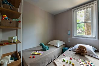 Camping Arc en Ciel - Rentals - Ma&eacute; Cottage - Children\'s Bedroom