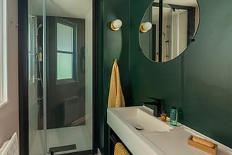 Camping Arc en Ciel - Rentals - Ma&eacute; Cottage - Bathroom