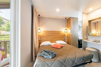Camping La Plage Fleurie - Accomodaties - Cottage Calys - 4 personen - 2 slaapkamers - Master Suite
